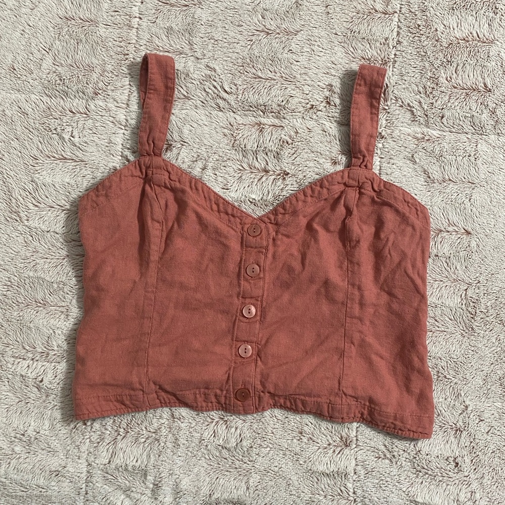 NWOT Abercrombie & Finch crop top, coral color.